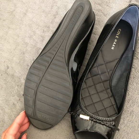 Cole Haan comfy kitten wedge shoes - Picture 3 of 4